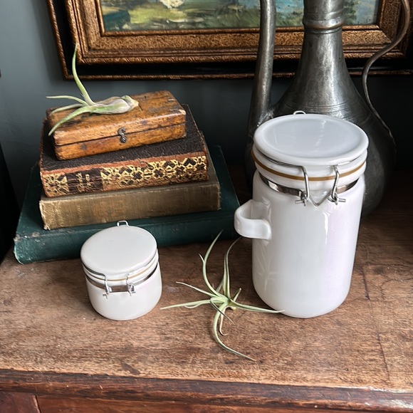 VINTAGE White Farmhouse Ceramic Canister SET - Picture 5 of 9